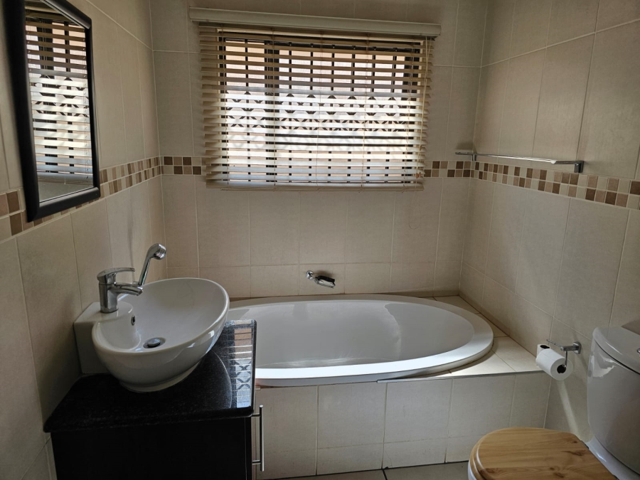 To Let 2 Bedroom Property for Rent in Waterberry Estate North West